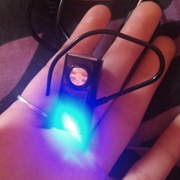 Bluetooth Head Piece - Picture 5 of 5